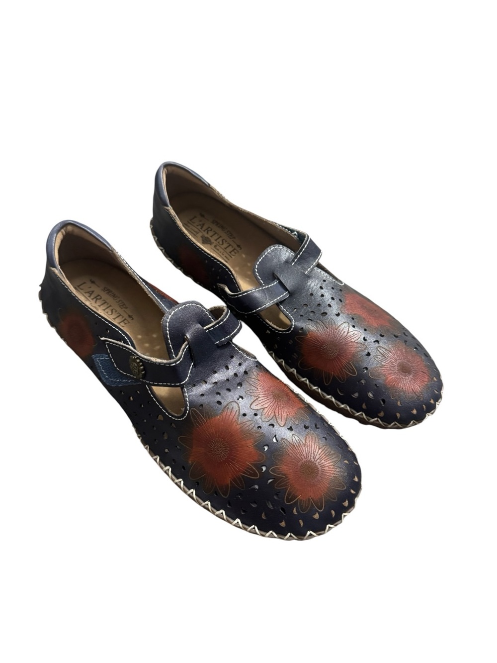L’artiste Hand Painted Mary Jane Flats Size 41 or 9.5/10
